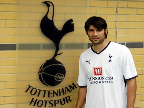 Avec sa taille atypique pour un latéral (1m95), Corluka est une menace aérienne sur corner - DR