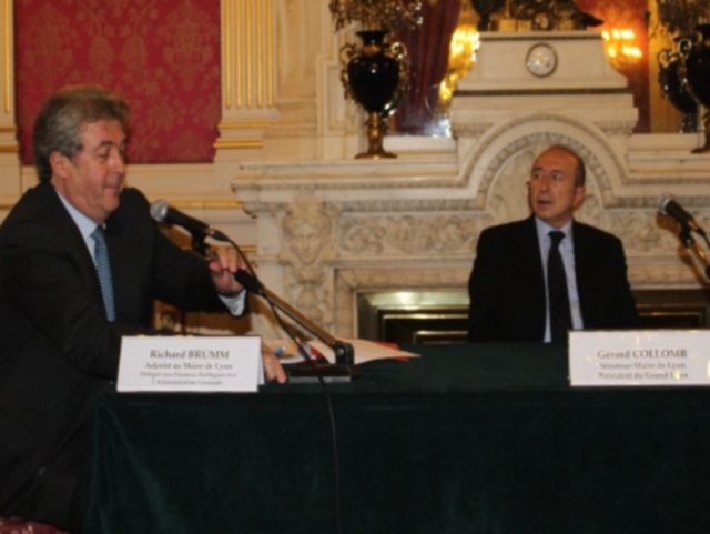 Richard Brumm, adjoint au maire chargé des Finances et Gérard Collomb, sénateur-maire étaient plutôt enthousiastes vendredi - Photo Lyonmag.com
