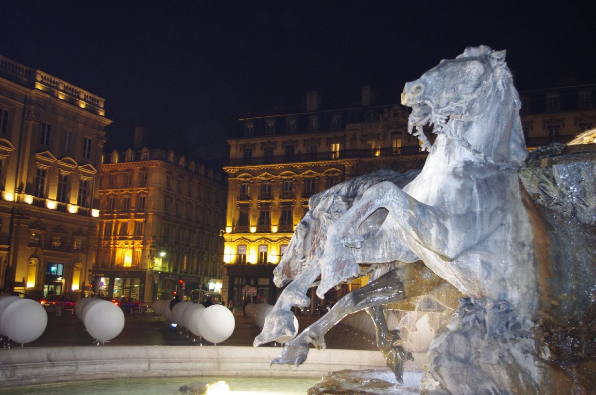 La fontaine Bartholdi, place des Terreaux - Photo D.R. Mathieu Rollinger