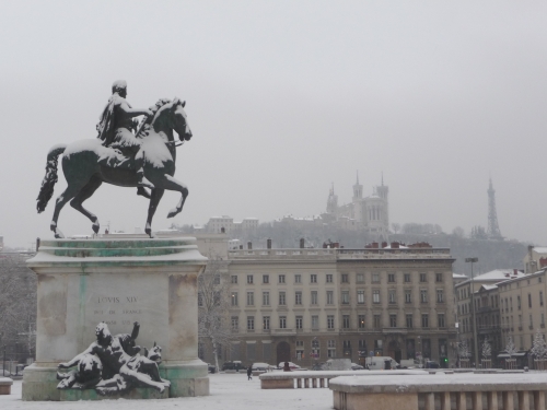 La quantité de neige qui tombera dans le Rhône n'est pas encore connue précisément - Lyonmag