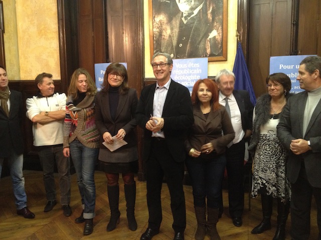 Bernard Fialaire et Fabienne Lévy (au centre) accompagnés des candidats radicaux aux légisatives du Rhône - LyonMag