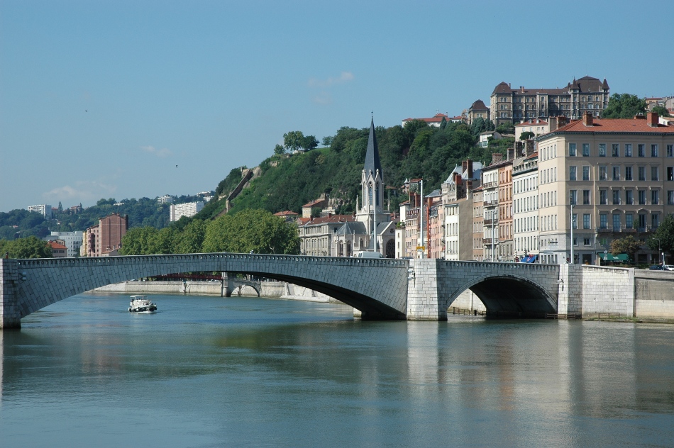 Le pont Bonaparte, qui relie Bellecour et Saint-Jean, sera fermé samedi 14 janvier - Photo DR
