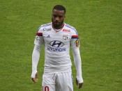 Alexandre Lacazette s'était blessé au dos début août - LyonMag