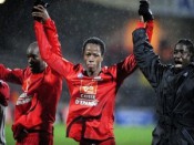 Bakary Koné (au centre) sous le maillot guingampais - DR