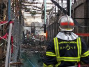 Pompier lendemain d'incendie -Photo d'illustration LyonMag.com  