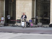 Georges Kepenekian lors de la présentation de 