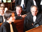 Paul François ici à Lyon entouré de ses avocats - LyonMag