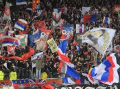 Les Bad Gones du Virage Nord entraînent le stade à chanter - LyonMag