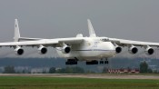 L'Antonov 225 est capable d'emporter une navette spatiale - DR