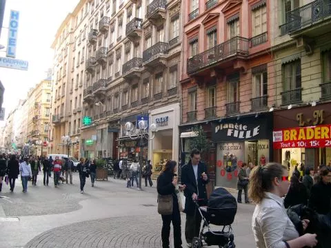 Presqu'île: les magasins ouverts ce dimanche