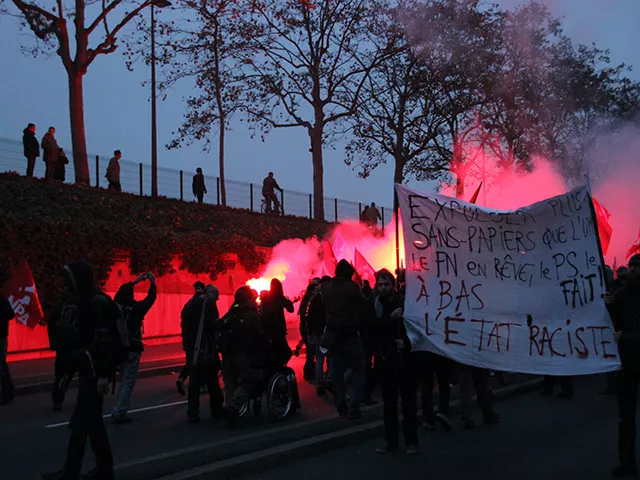 Débordements lors de la manif anti-FN : les organisateurs taclent la police et les provocateurs