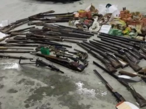 Rhône : 59 armes et cent kilos de cartouches retrouvés chez un chasseur