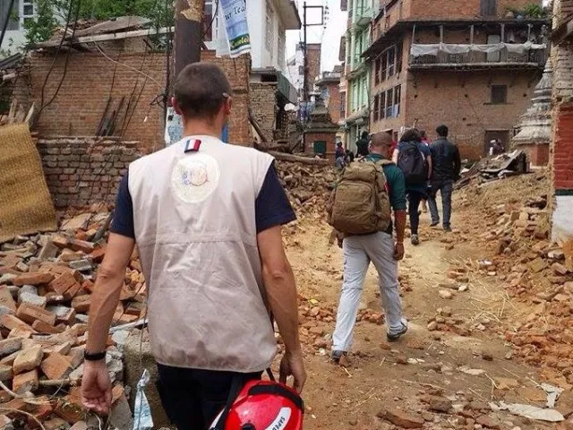 Séisme au Népal : les pompiers du Rhône rentrent de mission ce jeudi
