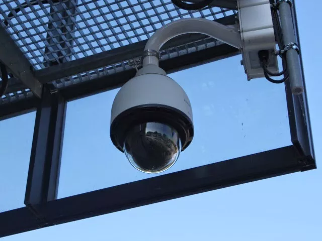 Saint Fons : ils tentent d'abattre le pilier d'une cam&eacute;ra de surveillance