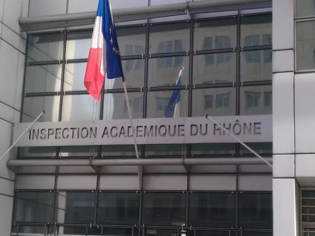 Rythmes scolaires à Lyon : parents d'élèves et enseignants manifestent ce mardi