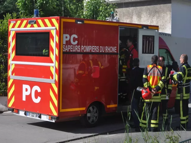Cinq élèves blessés dans un accident de car près de Lyon
