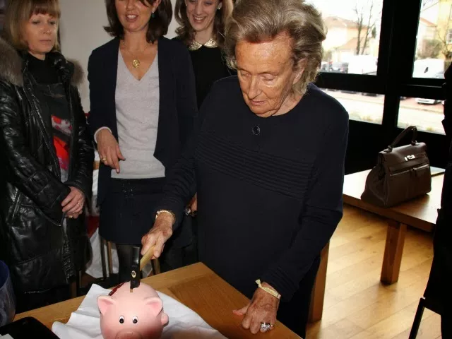 Bernadette Chirac à la rencontre des enfants malades de Lyon