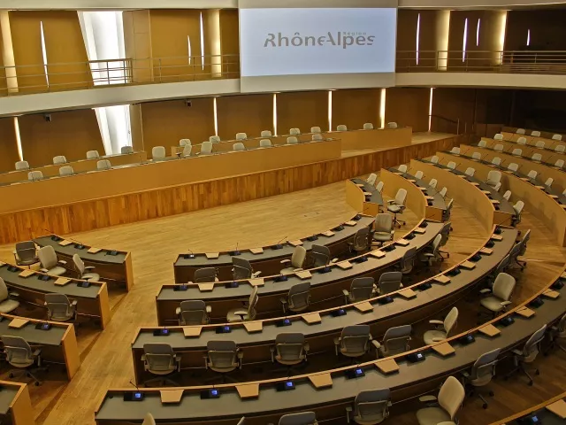 Rhône-Alpes : des vice-présidents parmi les plus absents