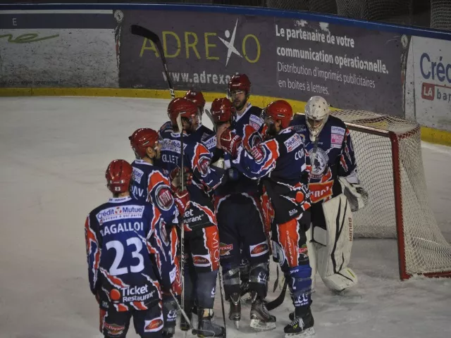 Hockey : le LHC s'offre la tête de Grenoble (4-2)