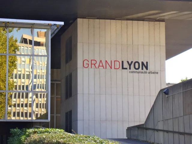 Grand Lyon : fausses factures et soupçon de "corruption" en accusation au tribunal