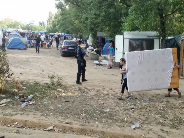 Un camp de Roms évacué à Bron