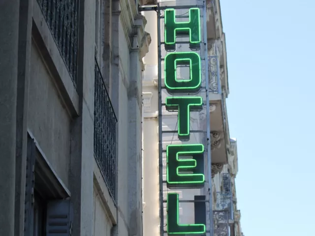 Baisse des prix d’hôtels à Lyon, contrairement à la tendance mondiale