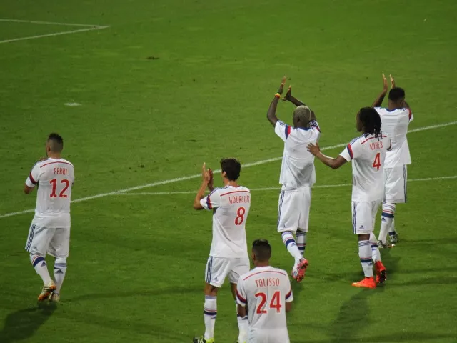 L'OL, de nouveau séduisant, explose Lorient (4-0) - VIDEO