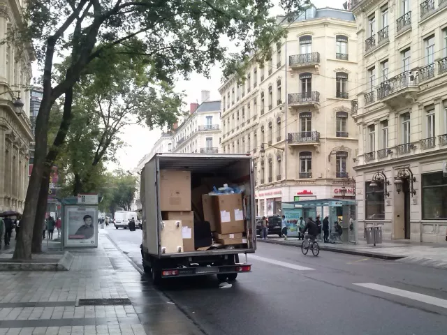Lyon : grève des salariés de l’entreprise de livraison COGEPART