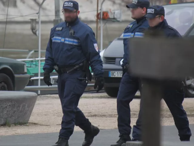 Lyon : des policiers municipaux en grève pour demander à être armés