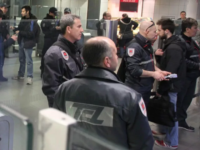 Gare de Vaise : des contrôleurs TCL agressés à bord d'un bus