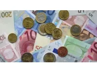 Un banquier soutire plus de 87 000 euros &agrave; une vielle dame
