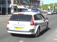 Un Lyonnais blesse un policier avec un pack de jus d'orange