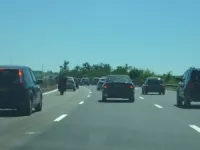 Un mineur arr&ecirc;t&eacute; au volant d'une voiture sur l'autoroute