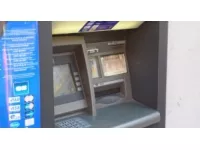 Lyon : deux personnes interpellées pour avoir piégé des distributeurs d'argent