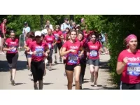 Lyon : 7000 femmes ont couru pour la lutte contre le cancer du sein