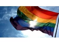 Homophobie : Twitter dans le collimateur d'une association lyonnaise