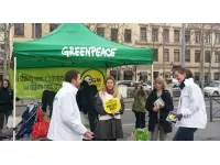 OGM : les militants de Greenpeace à la rencontre des Lyonnais