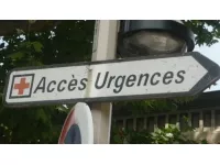 Ecrasée par un portail, une fillette hospitalisée à Lyon