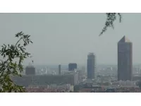 Beau temps et pollution à Lyon