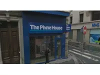 Un homme d'affaires lyonnais rachète 17 magasins Phone House
