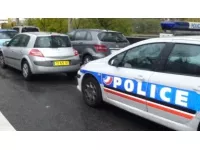 Lyon : suite à un différend, il frappe un homme avec un poteau de signalisation