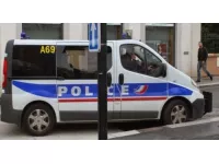 Lyon : Ils volent du matériel informatique et prennent la fuite