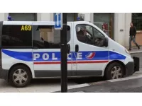 Lyon : trois mineurs tentaient de voler des voitures