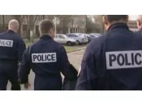 Vaulx-en-Velin : il frappe sa compagne et empêche la police d'intervenir