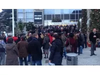 Hommage à Charlie Hebdo : un rassemblement de 200 personnes à Vénissieux