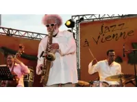 Jazz à Vienne : Sonny Rollins, victime de problèmes de santé, remplacé par Ahmad Jamal