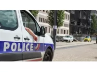 Lyon : incendie d'un container &agrave; poubelles, un adolescent arr&ecirc;t&eacute;