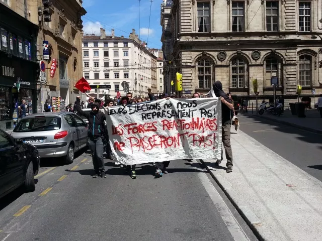 Lyon : la manif anti-FN réunit plus de 600 personnes