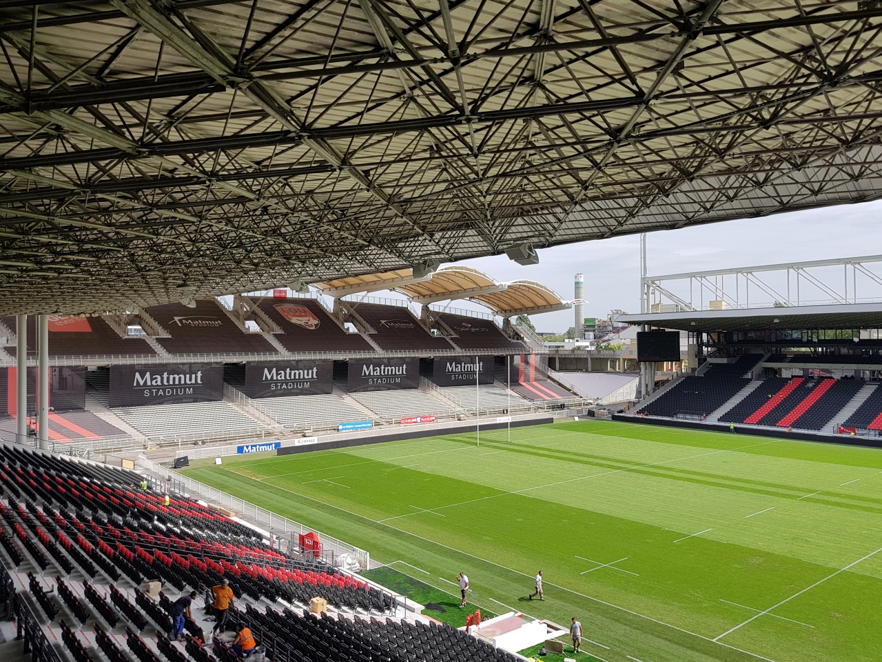 Lyon Rugby Ground Places de rugby achetées par la Ville de Lyon : Canol veut faire ...