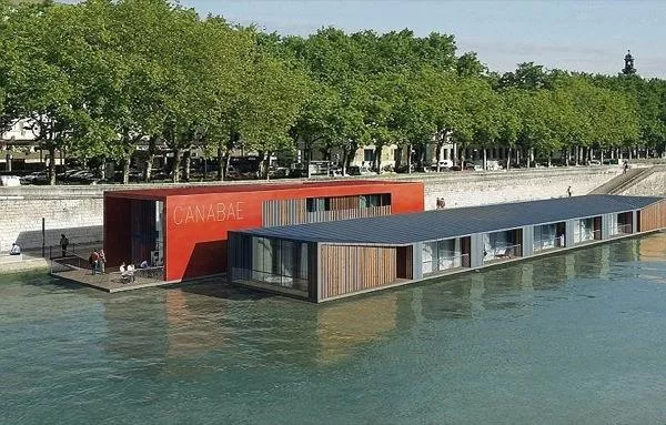 Ca se précise pour le fameux projet d'hôtel flottant sur le Rhône